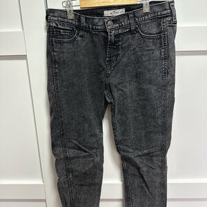 Hollister Women's Boyfriend Jean